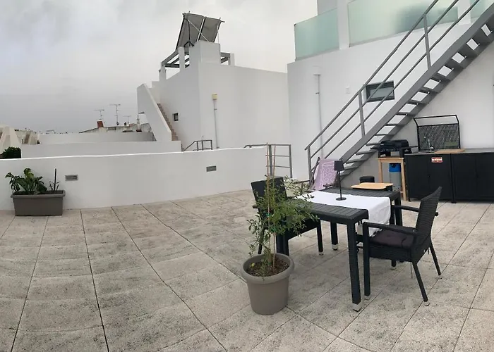 Luxus Terrassen Meerblick Outdoorkueche *